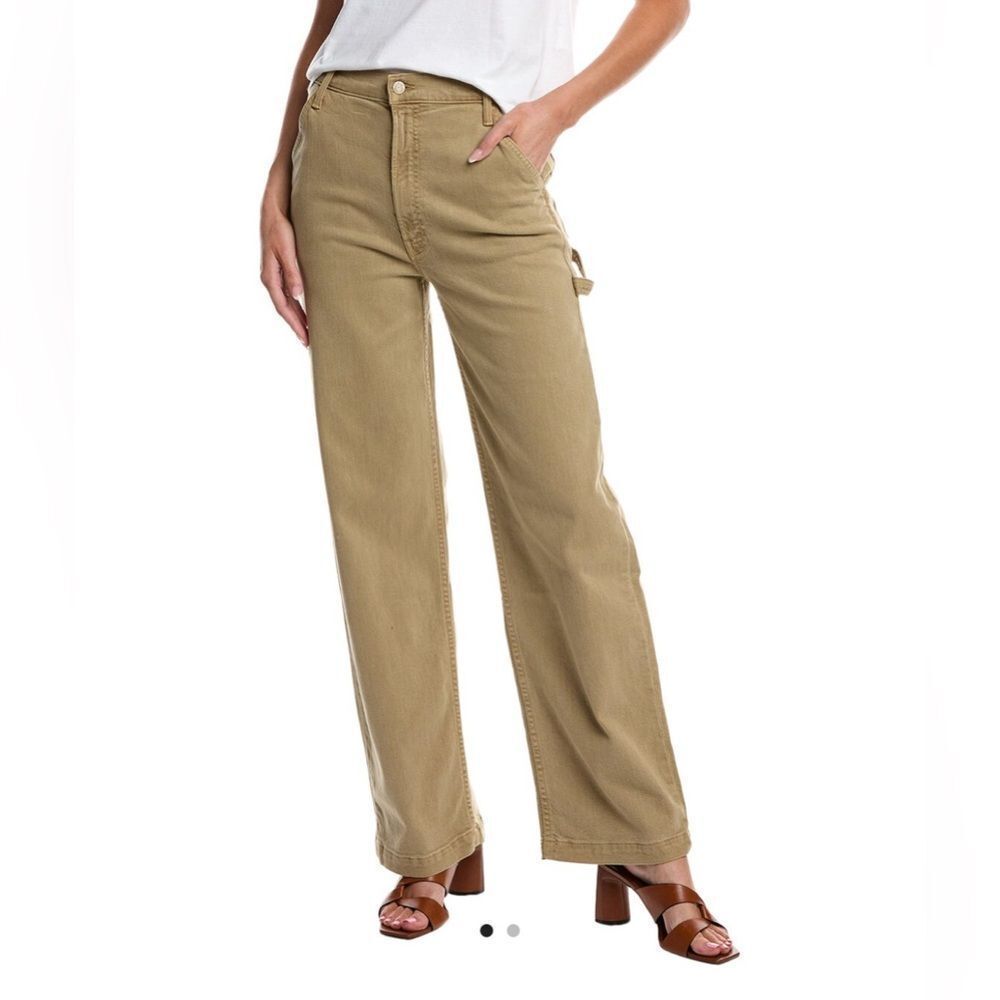NWOT 258.00 MOTHER
The Stud Finder Sneak Prairie Sand Straight Jean Size 28